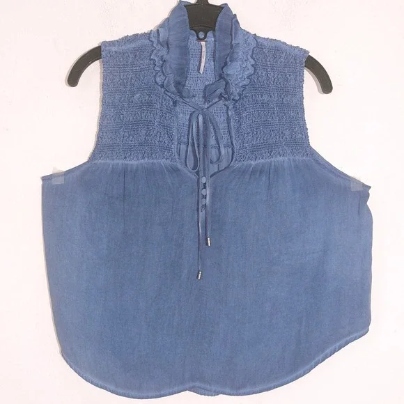 Free People Ruffle Me Up Tie Smocked Sleeveless Blouse Blue Women's Size S - Picture 1 of 9